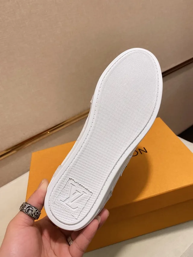 Louis Vuitton LV Trainer White Beige Monogram Leather Suede Overlays Lifestyle Sneakers