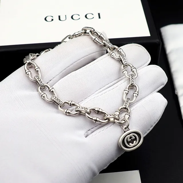 Gucci Bamboo-Link Engraved Double G Charm Bracelet