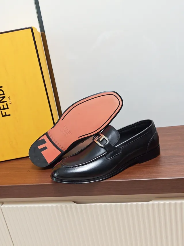 Fendi Horsebit Loafer Black Leather Slip-On Loafer