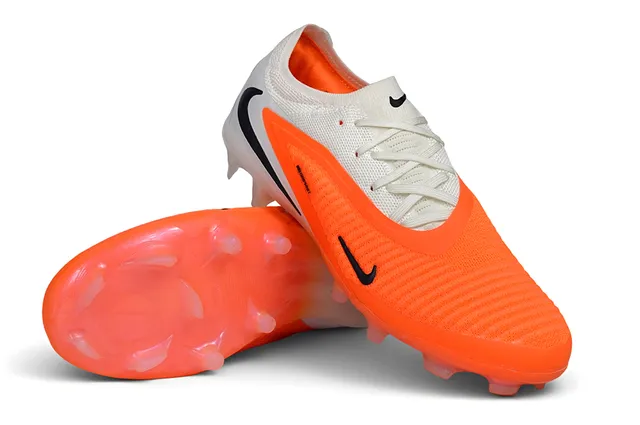 Nike Phantom GT Orange White Knit Upper Asymmetrical Lacing Firm-Ground Soccer Shoes