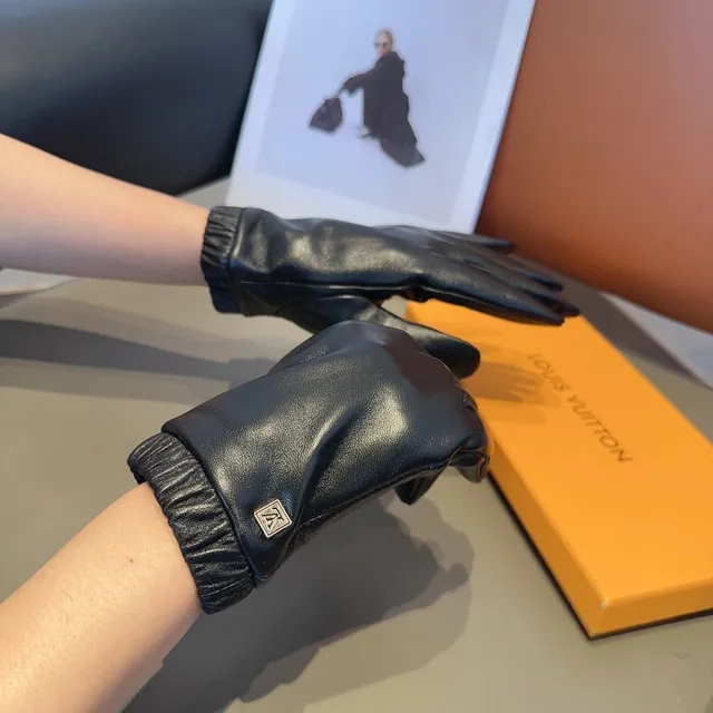 Louis Vuitton Black Ruched Elastic Cuff Leather Gloves