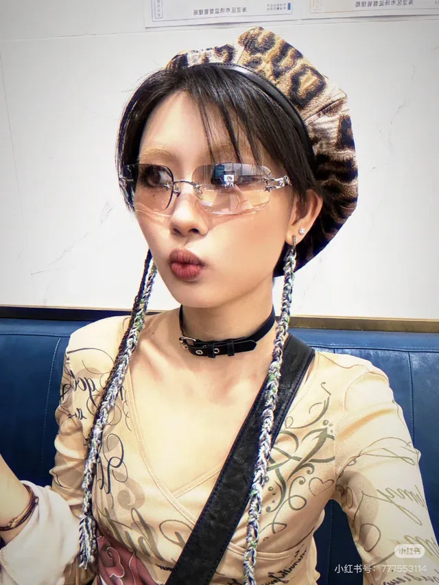 Brown Black Leopard-Print Velvet-Like Texture Beret