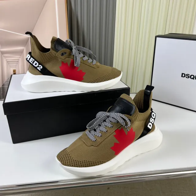 Dsquared2 Beige Red Knit Sock-Fit Upper Maple Leaf Graphic Lifestyle Sneakers