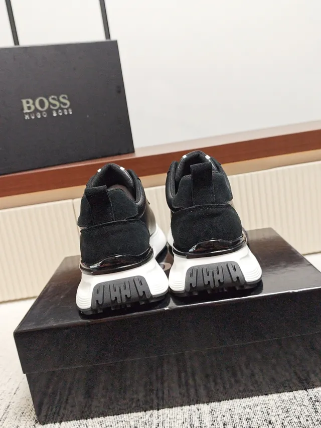 Hugo Boss Black Gold Pebbled Leather Upper Branding Sneakers