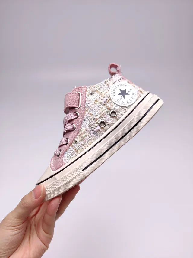 Converse Chuck Taylor All Star Tweed Pink Lifestyle Sneaker