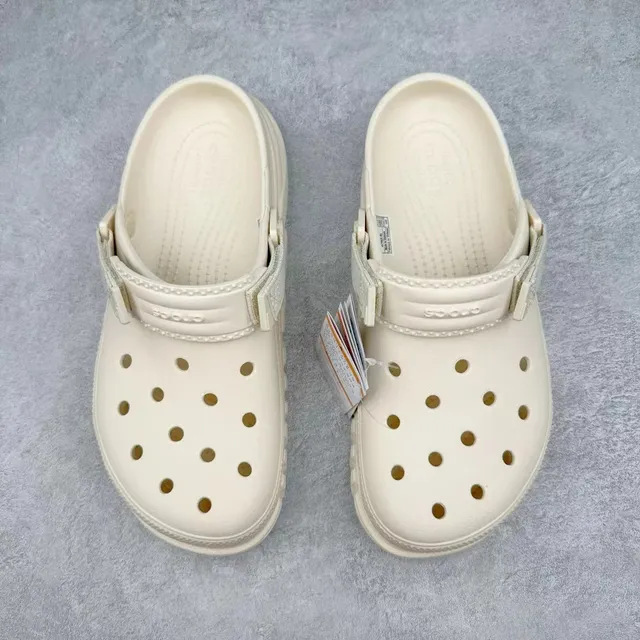 Crocs Echo Clog Off-White Molded Foam Clog