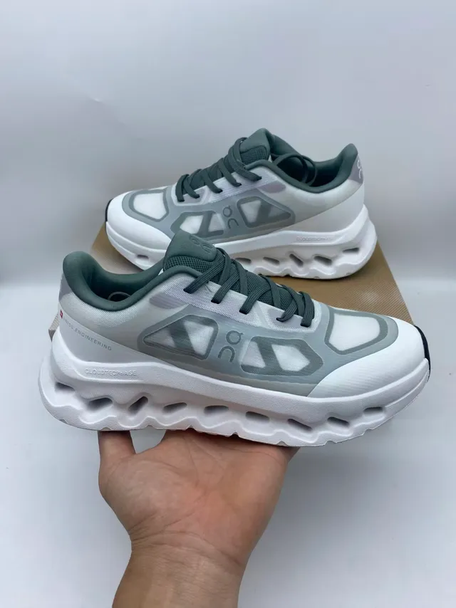 On Beige Gray Sculpted Open-Cell Midsole Mesh And Synthetic Overlay Upper Running Shoes