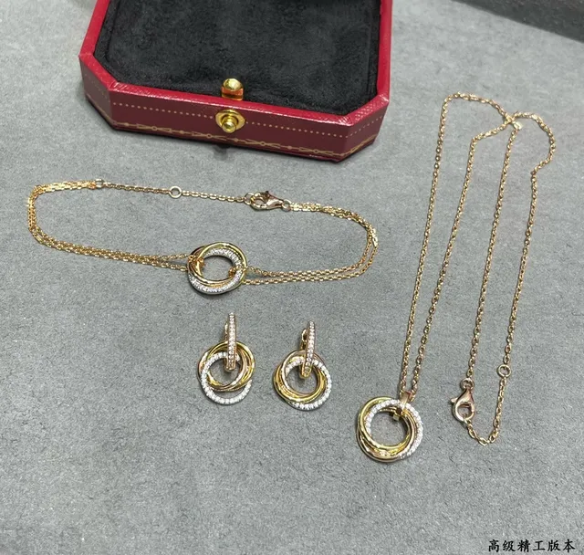 Cartier Gold Black Interlocking Double-Ring Pendant Pavé-Diamond Accent Necklace