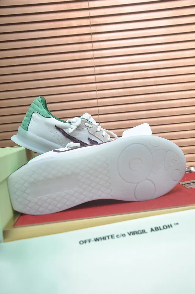 Off-White Purple Layered Mixed-Material Upper Diagonal Arrow Logo Lifestyle Sneakers
