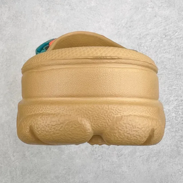 Crocs Echo Beige Blue Molded Foam Adjustable Strap Clog