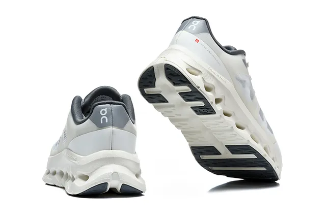 On Black White Engineered Mesh Upper Open Hexagonal CloudTec Pods Running Shoes