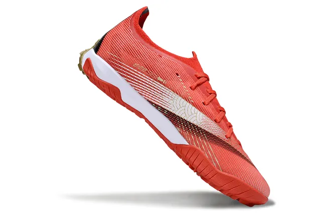 Puma Red Gold Low-Cut Synthetic Knit Upper Turf Soccer Shoes