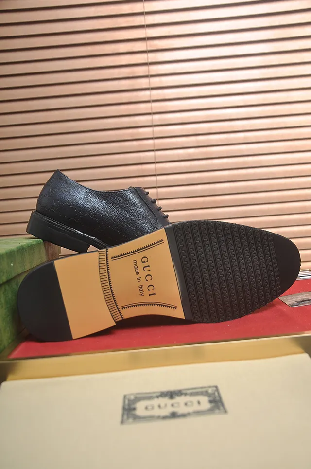 Gucci GG Marmont Black Beige Embossed Monogram Cap-Toe Oxford Shoes