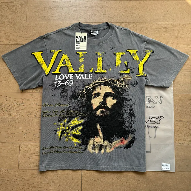Vale Forever Distressed Religious Graphic Gray T-Shirt