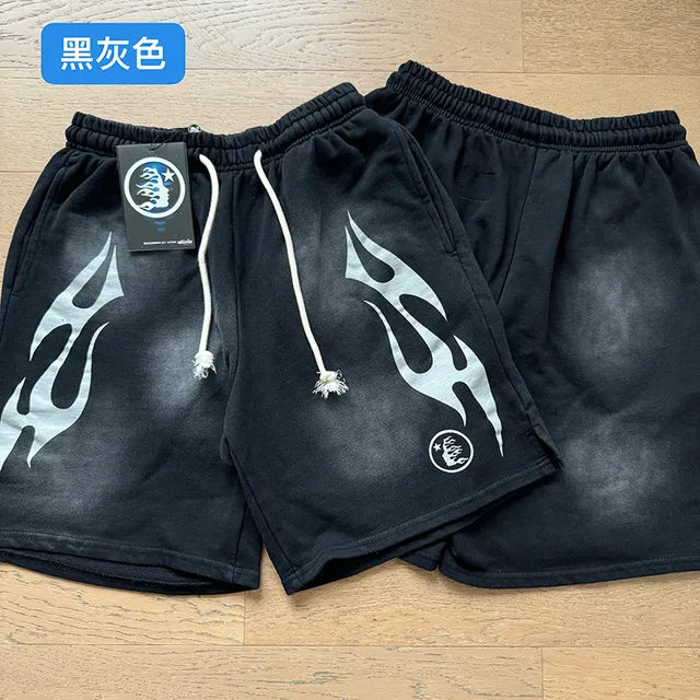 Black Gradient Flame Graphic Drawstring Waist Shorts