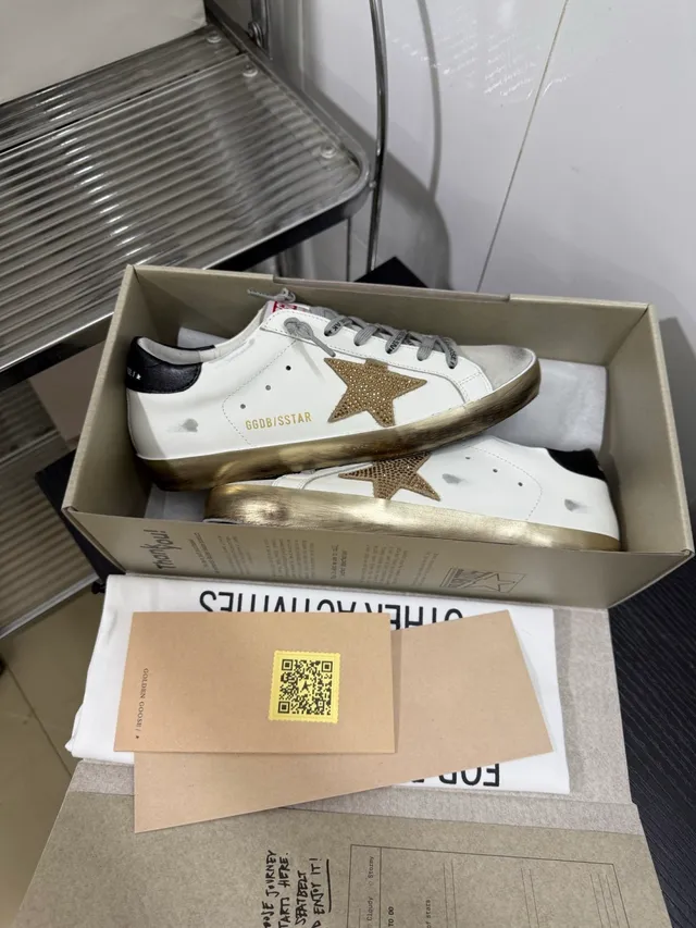 Golden Goose Superstar Distressed White Leather Crystal Star Lifestyle Sneakers
