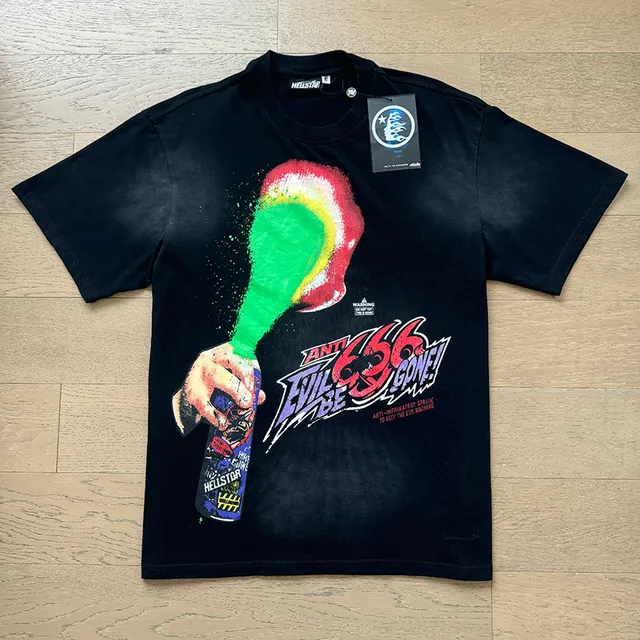 Hellstar Graphic-Print Spray-Paint Aesthetic T-Shirt