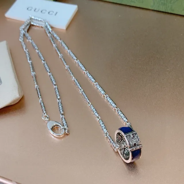 Gucci Dionysus Silver Blue Chain Link Ornate Engraved Pendant Necklace
