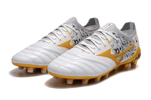 Mizuno White Gold Low-Cut Synthetic Upper Quilted Toe Box Firm-Ground Soccer Shoes
