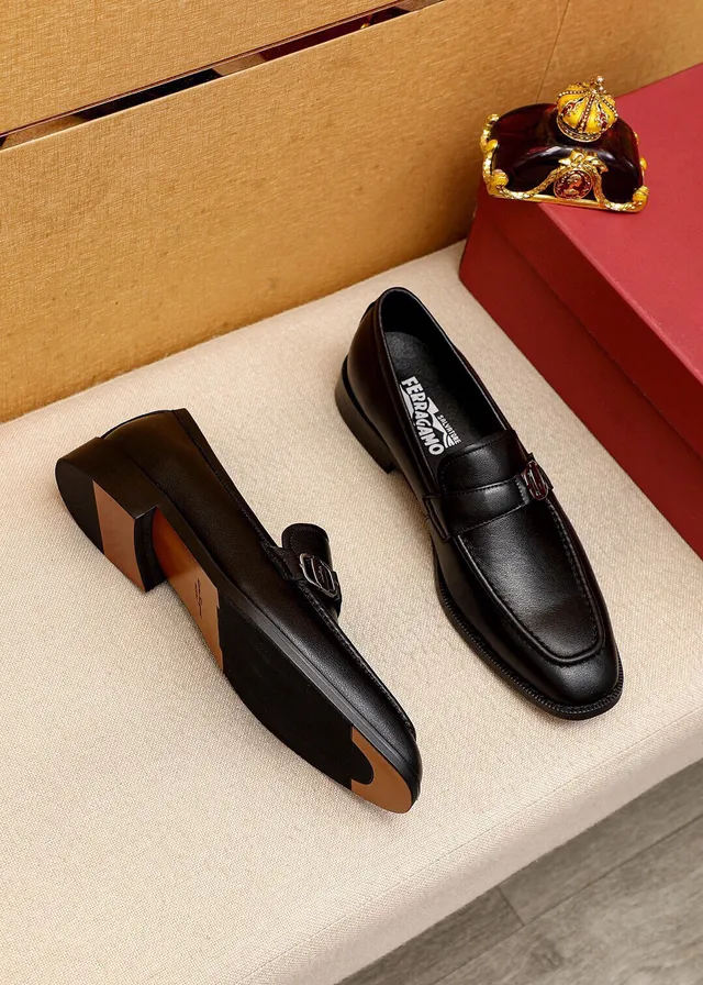 Salvatore Ferragamo Gancini Loafer Black Leather Horsebit Buckle Loafers