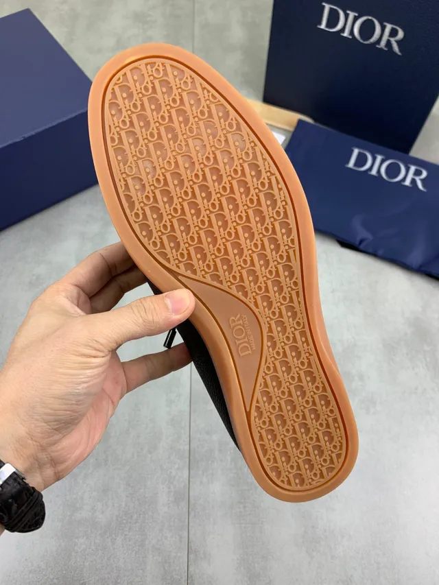 Dior Boat Shoe Brown Beige Pebbled Leather Moc-Toe Stitching Boat Shoes