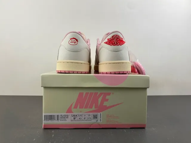 Nike Pink Beige Low-Top Layered Leather Lifestyle Sneakers
