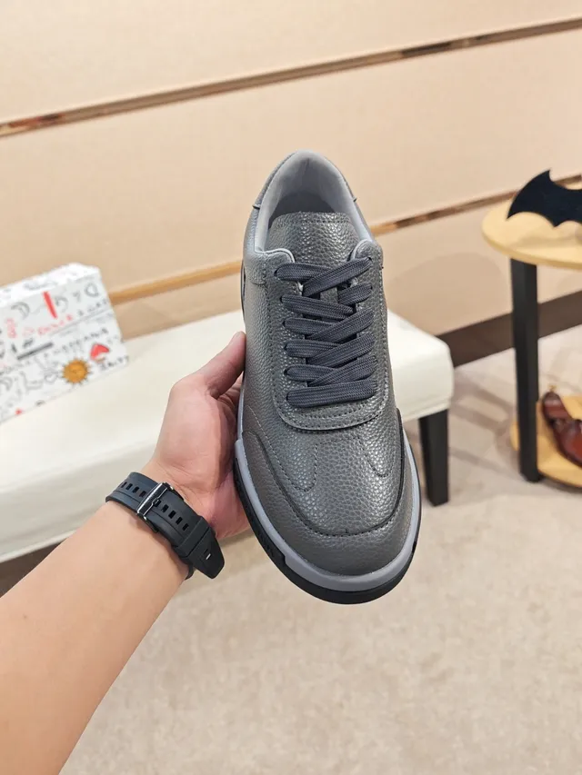 Dolce & Gabbana Gray Pebbled Leather Lifestyle Sneakers