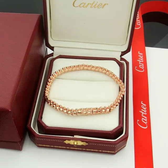 Cartier Juste un Clou Gold Silver Spiked Stud Links Articulated Chain Construction Bracelet