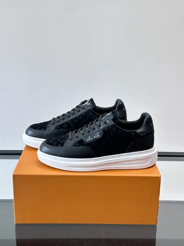 Louis Vuitton LV Trainer Black White Monogrammed Velvet Upper Leather Overlays Lifestyle Sneakers