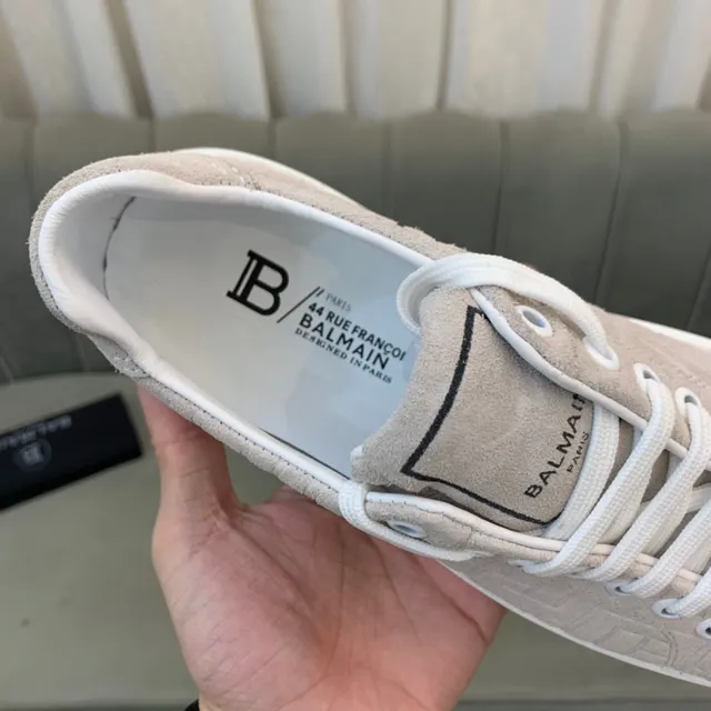 Balmain Beige White Monogrammed Upper Low-Top Lifestyle Sneakers