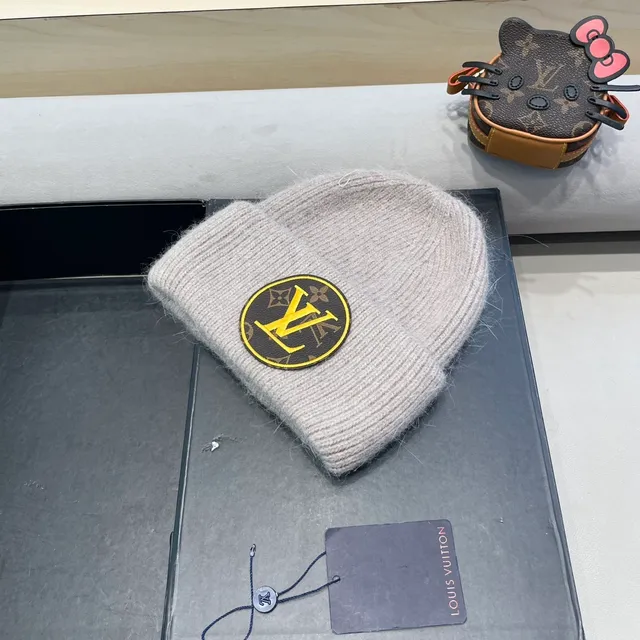 Louis Vuitton Logo Patch Beige Ribbed Knit Beanie