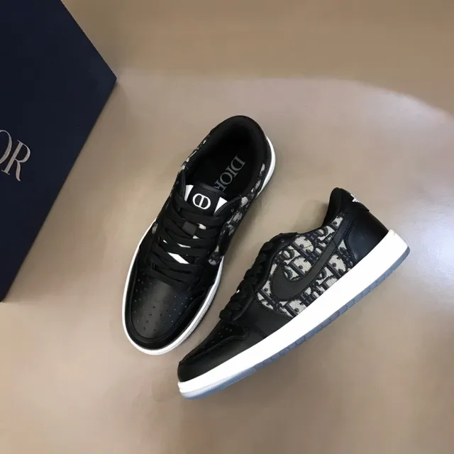 Nike Black Beige Low-Top Monogrammed Side Panel Lifestyle Sneakers