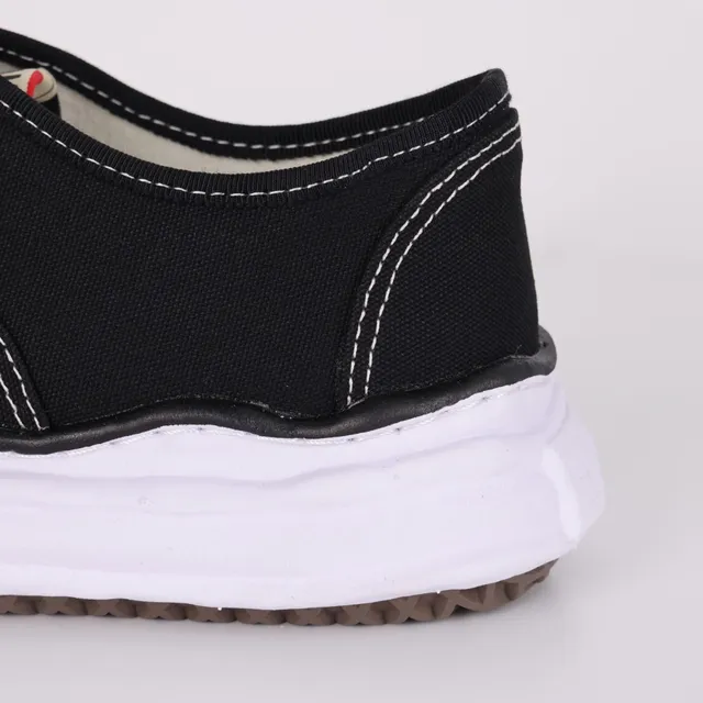 MMY Black White Canvas Upper Thick Wavy Midsole Sneakers