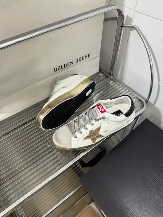 Golden Goose Superstar Distressed White Leather Crystal Star Lifestyle Sneakers