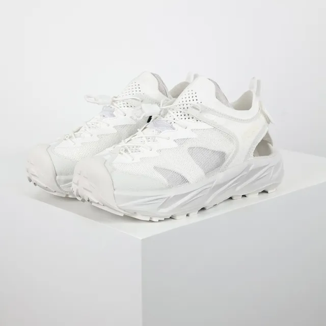 Hoka White Chunky Sculpted Sole Open Heel Strap Lifestyle Sneakers