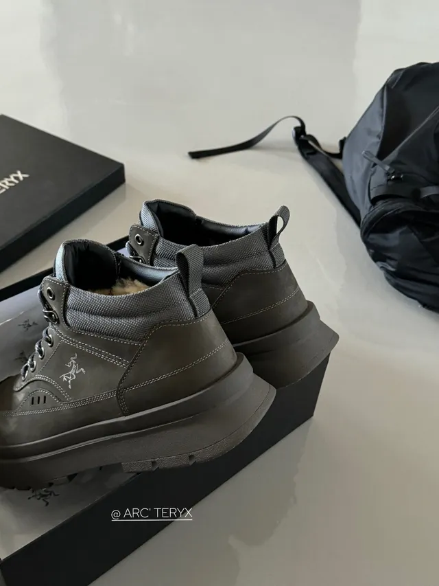 Arc'teryx Black Beige Insulated Shearling-Lined Mixed-Material Upper Ankle Boots