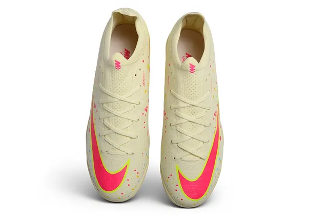 Nike Beige Multicolor Atomknit Knit Upper Splatter-Print Graphic Design Turf Soccer Shoes