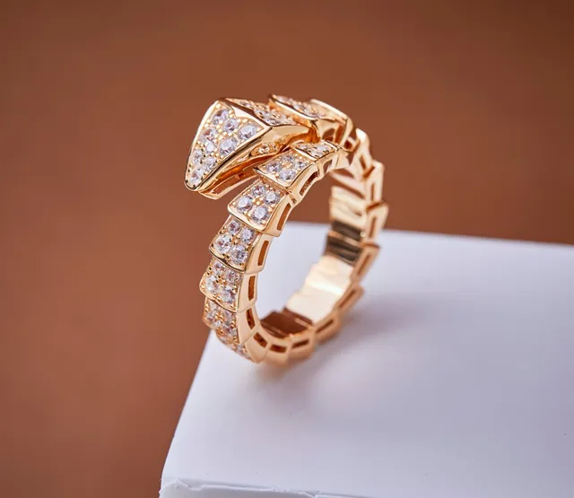 Bvlgari Silver White Articulated Geometric Band Pavé-Set Clear Stones Ring