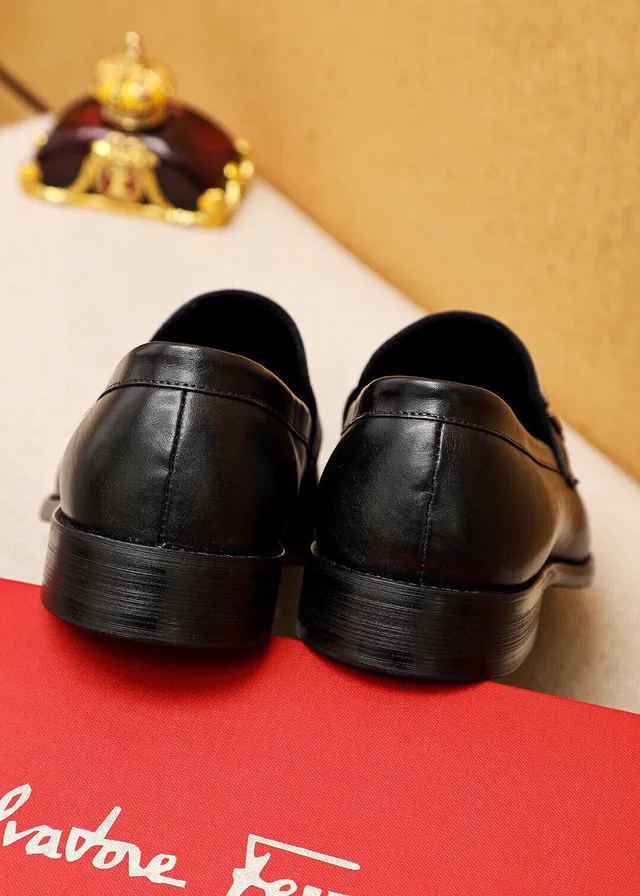 Salvatore Ferragamo Gancini Loafer Black Leather Loafers