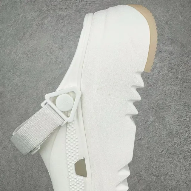 Crocs Echo Clog White Platform Strap Clog