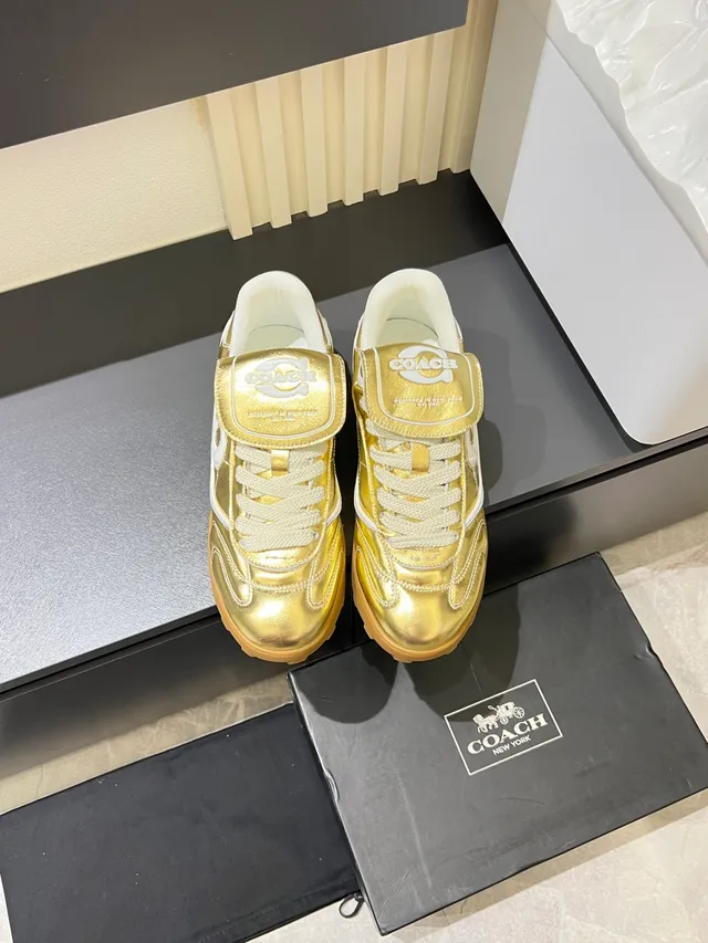 Coach Turf Soccer Shoes Gold White Metallic Leather Upper Contrast Stitching And Laces Sneakers