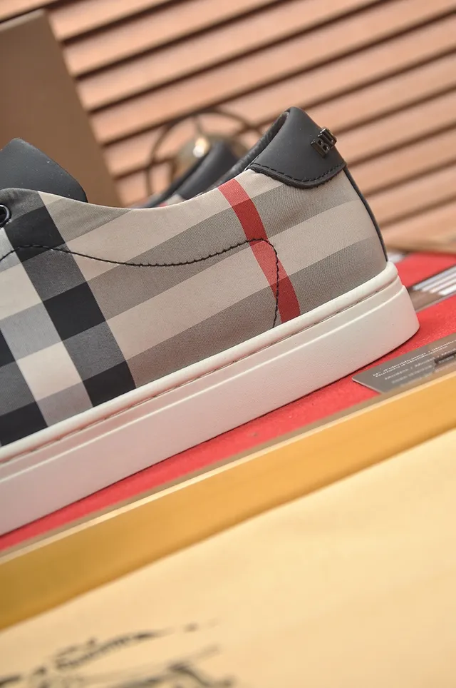 Burberry Gray Red Check-Pattern Upper Rubber Cupsole Lifestyle Sneakers