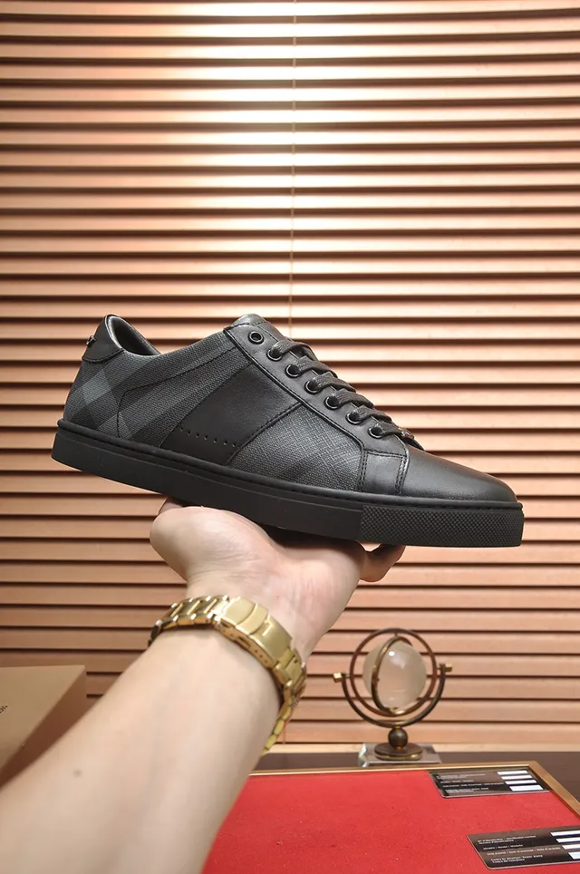 Burberry Black Gray Leather-and-Check-Panel Construction Low-Top Lace-Up Lifestyle Sneakers
