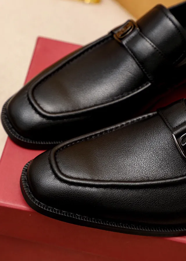 Salvatore Ferragamo Gancini Loafer Black Leather Loafers