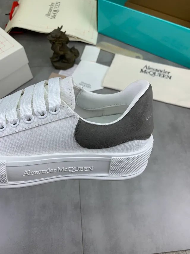 Alexander McQueen Oversized Sneaker White and Gray Lifestyle Sneakers