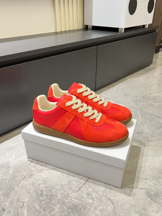Maison Margiela White Multicolor Low-Top Leather Upper Lifestyle Sneakers