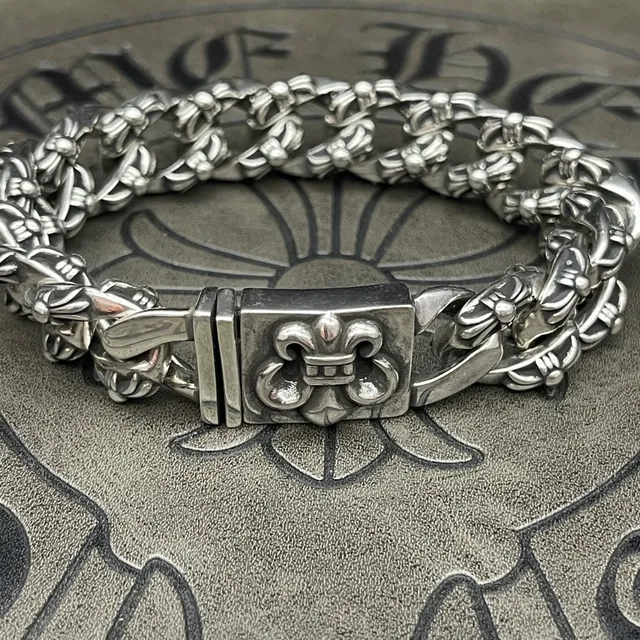 Chrome Hearts Lock Bracelet Oxidized Silver Fleur-de-Lis Star Motif Bracelets