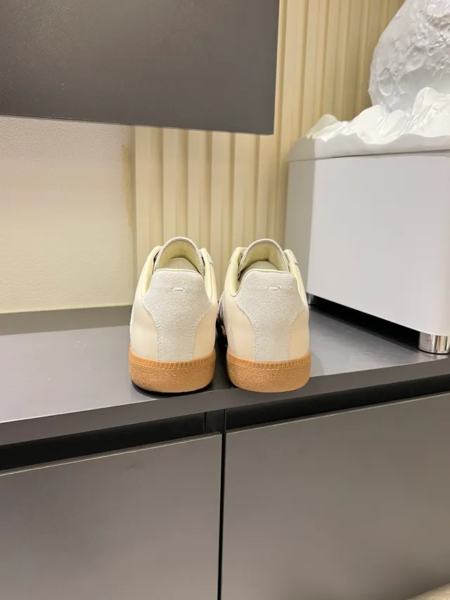 Maison Margiela White Multicolor Low-Top Leather Upper Lifestyle Sneakers