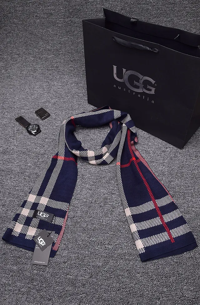 UGG Navy Beige Plaid Pattern Knitted Scarve