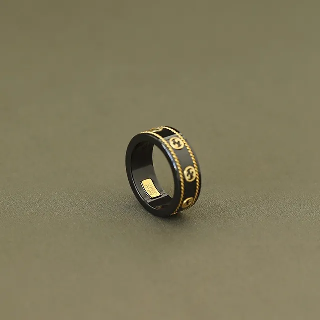Gucci Black Gold Ceramic Interlocking G Logo Ring